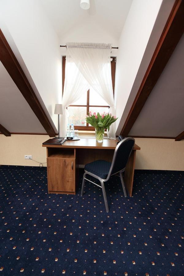 Hotel U Pietrzakow Zielonka  Esterno foto