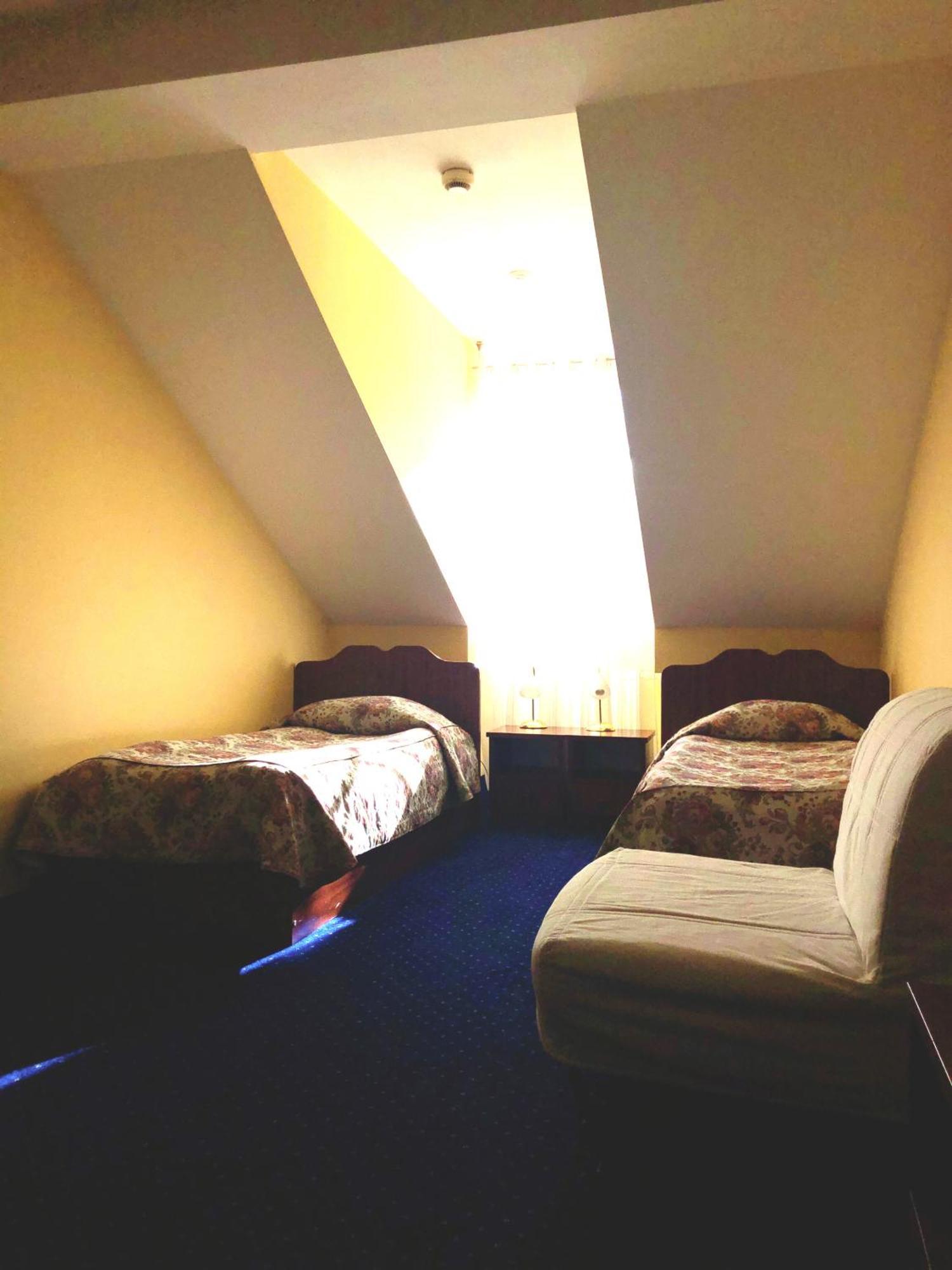 Hotel U Pietrzakow Zielonka  Esterno foto
